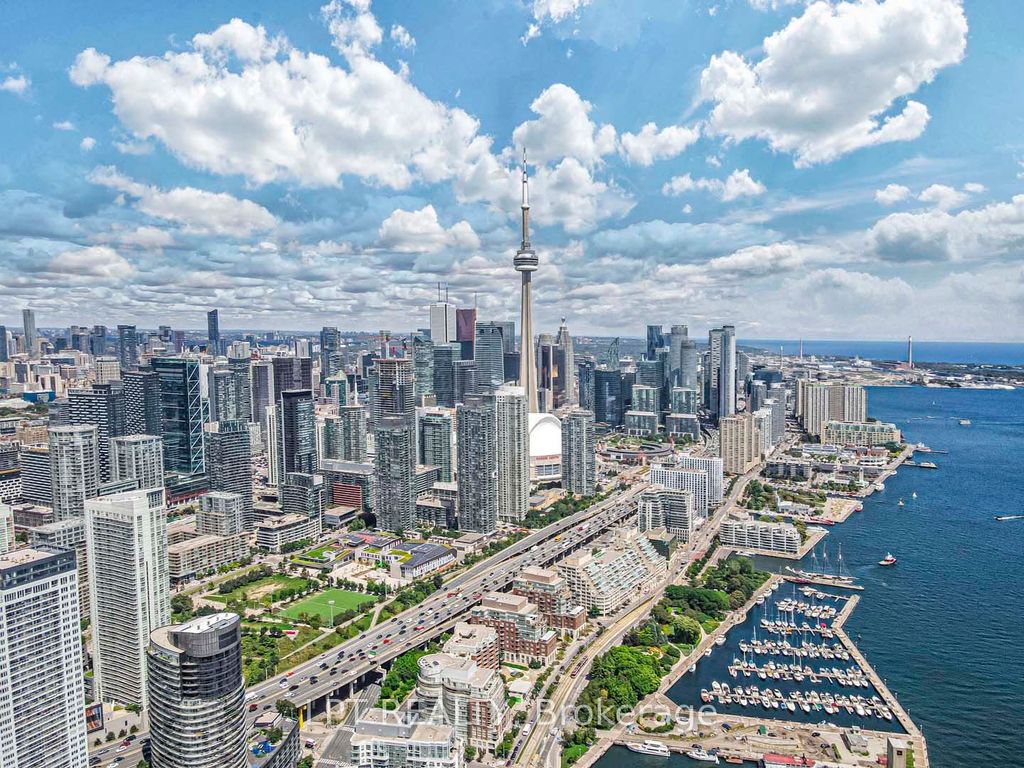 Photo of 215 Fort York Boulevard #217, Toronto, ON M5V 4A2 (MLS # C13520982)