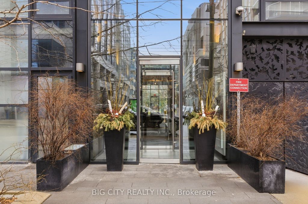 Photo of 25 Stafford Street #502, Toronto, ON M5V 0G3 (MLS # C13127970)