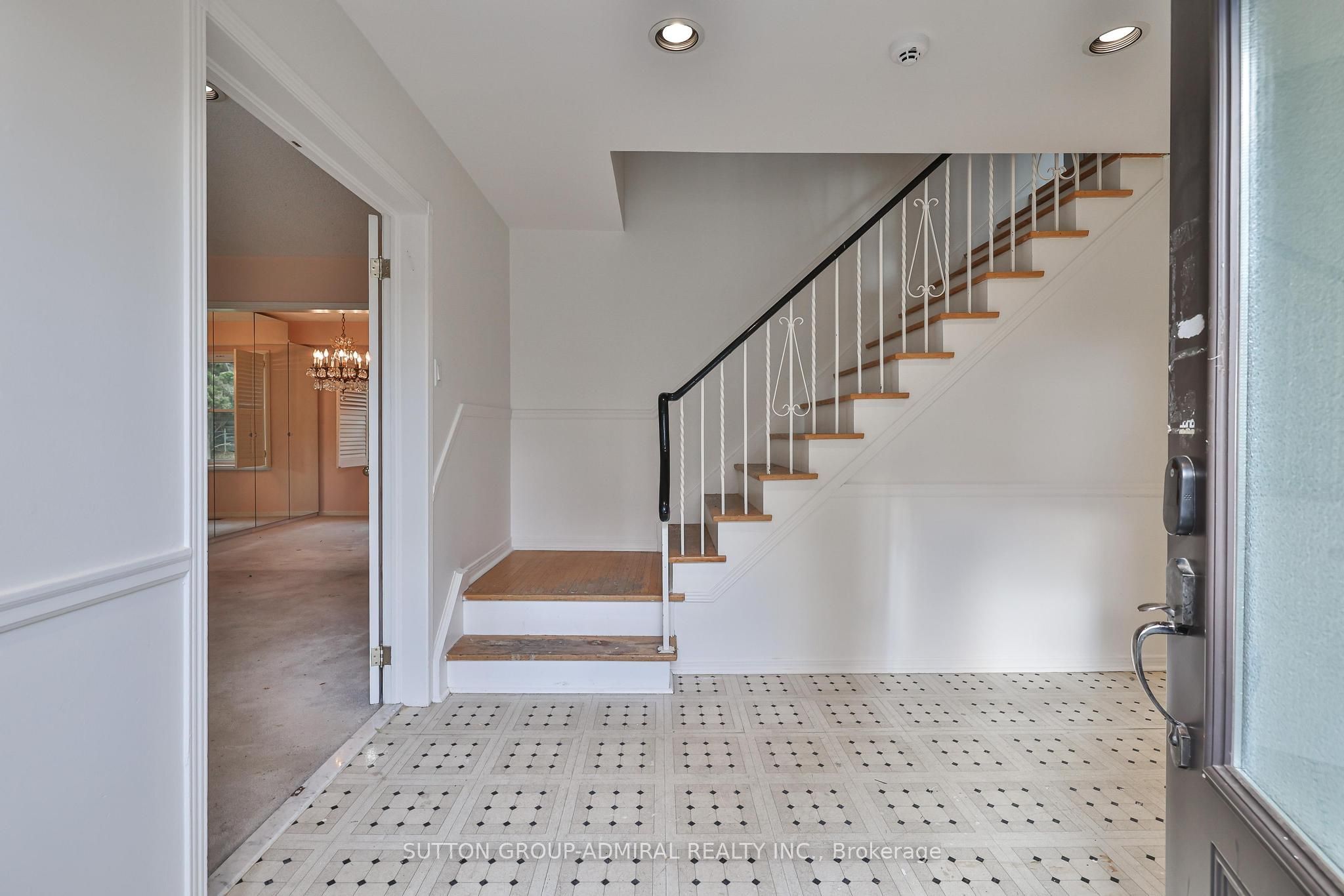 22 Cobblestone Drive