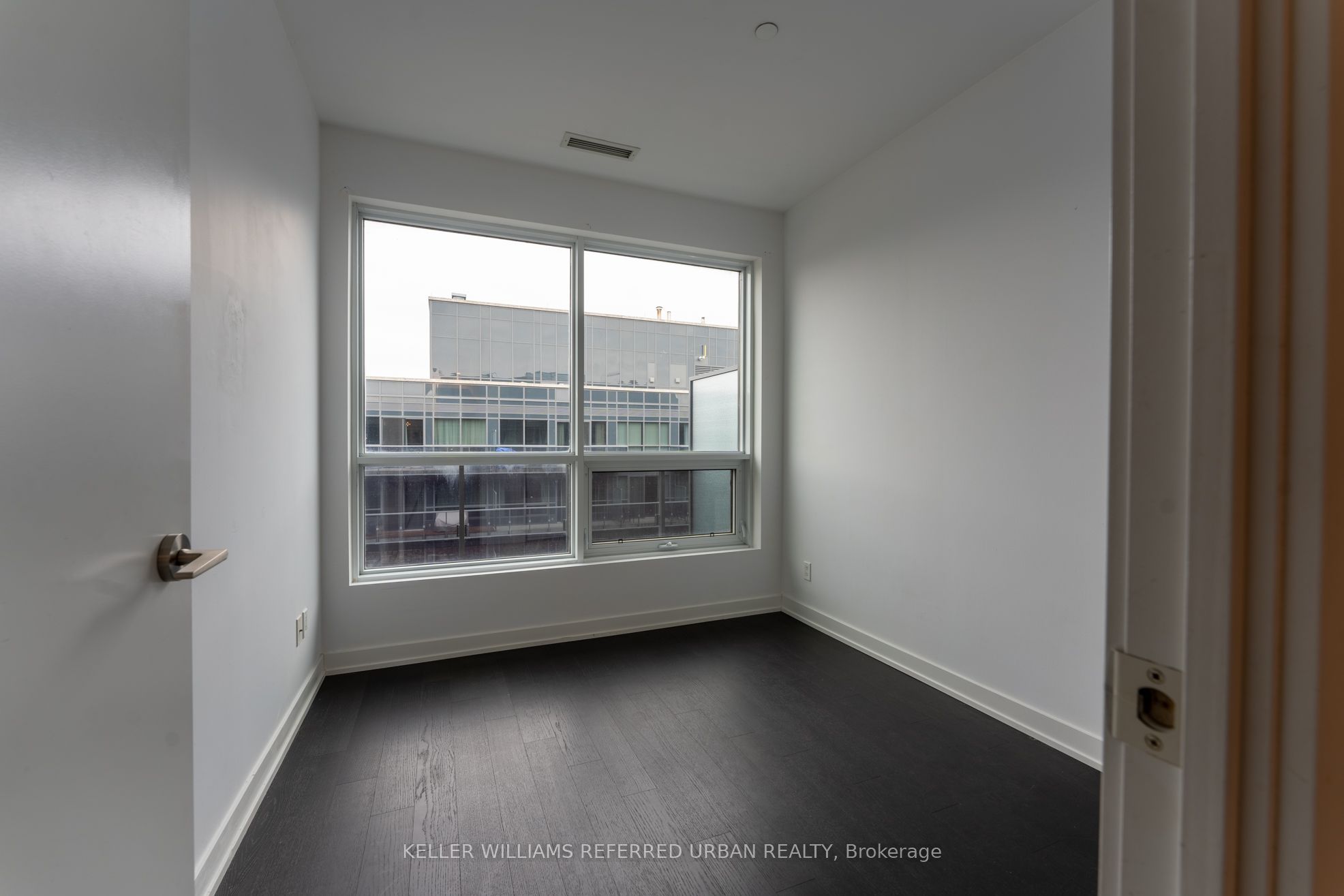 1030 King Street W Ph17
