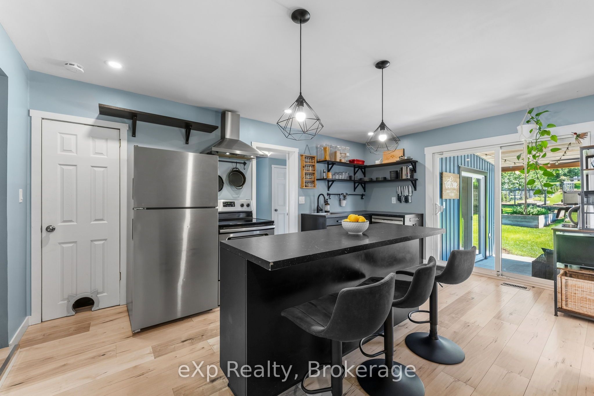 584486 Beachville Road