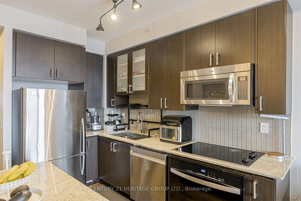 Photo of 9090 Yonge Street #611, Richmond Hill, ON L4C 0Z1 (MLS # N12601338)