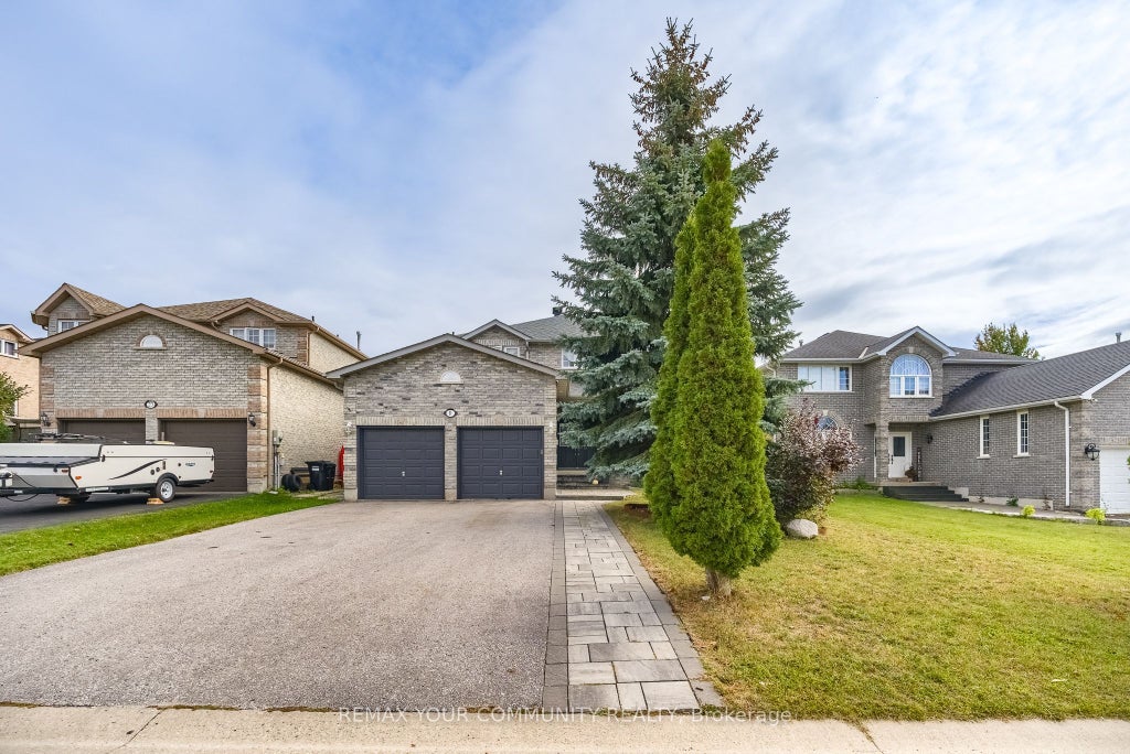 Photo of 21 Silvercreek Crescent, Barrie, ON L4N 0Z8 (MLS # S13857648)