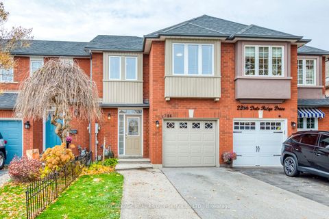 2264 Dale Ridge Drive Oakville ON L6M 3L5