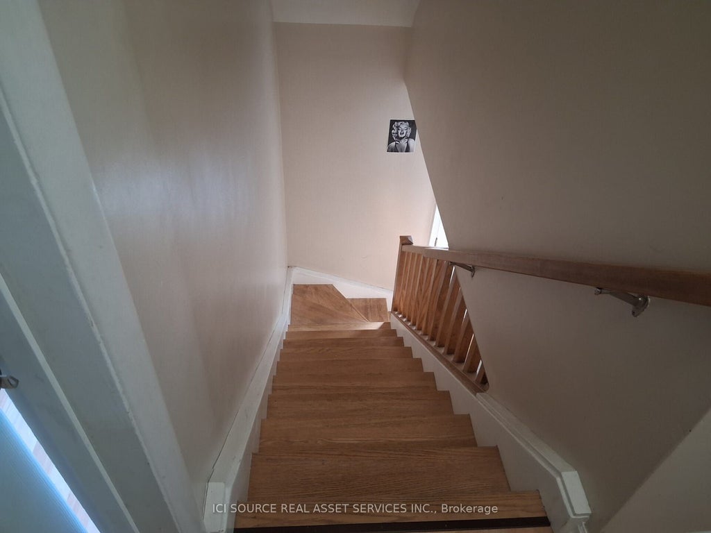 Photo of 11 Ellington Drive, Toronto, ON M1R 3X6 (MLS # E13153390)