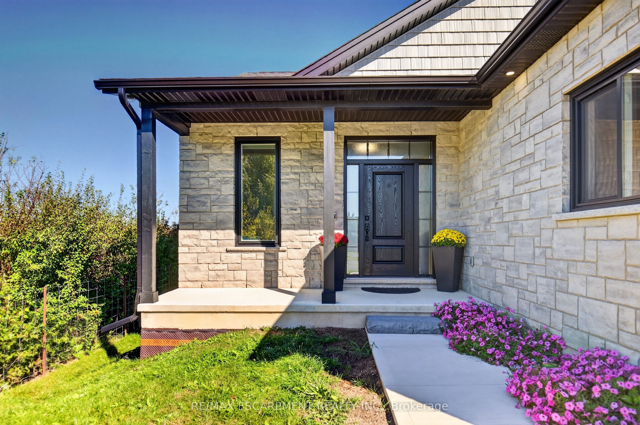 4237 Manson Lane