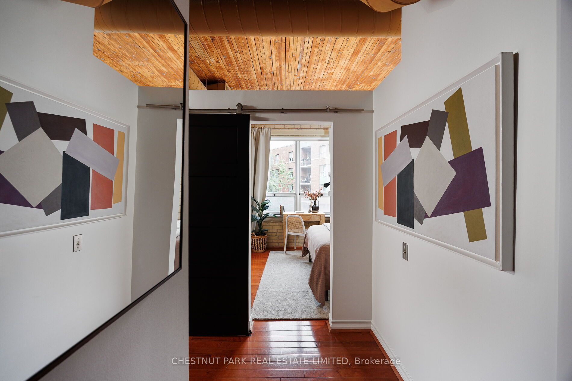 781 King Street W 304