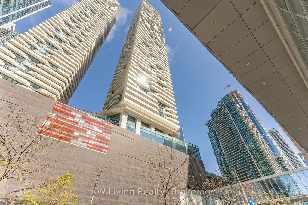 Photo of 88 Harbour Street #1010, Toronto, ON M5J 0C3 (MLS # C13438116)