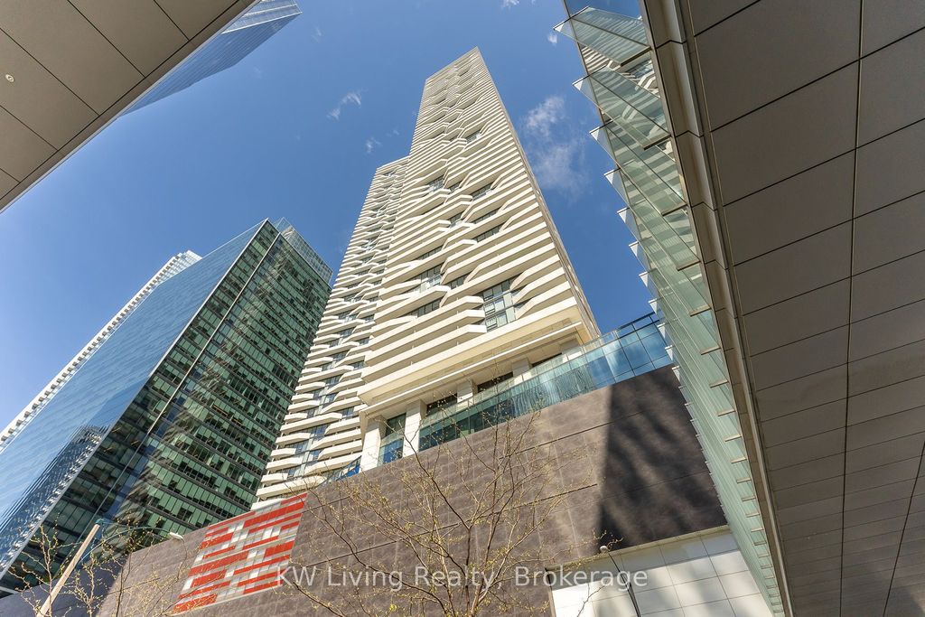 Photo of 88 Harbour Street #1010, Toronto, ON M5J 0C3 (MLS # C13438116)