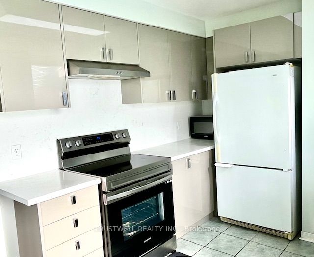 28 Rosebank Drive 1502