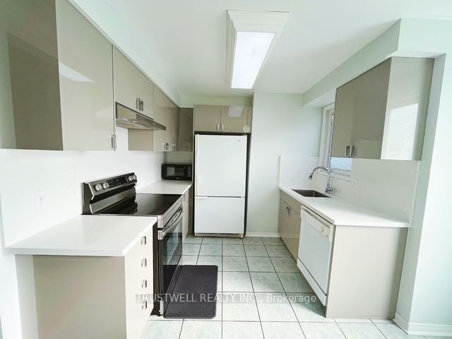28 Rosebank Drive 1502