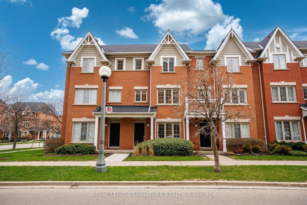 Photo of 161 Thirteenth Street #10, Toronto, ON M8V 4E4 (MLS # W13035948)