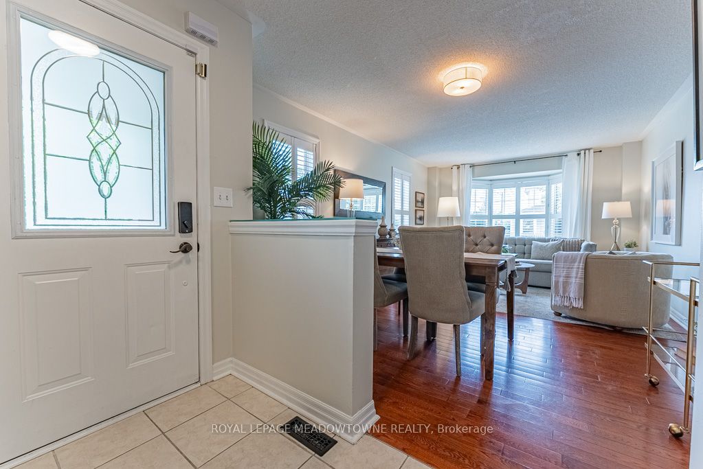 1116 Barclay Circle