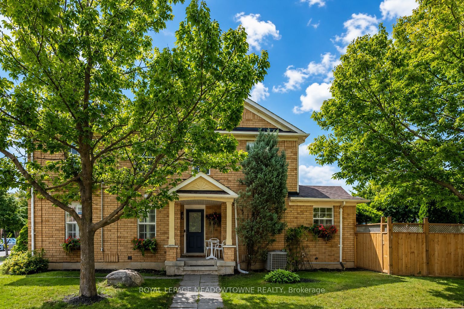 1116 Barclay Circle