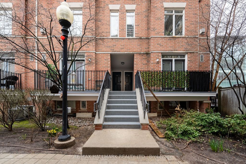 Photo of 415 Jarvis Street #214, Toronto, ON M4Y 2G8 (MLS # C13017994)