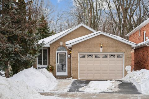 Property photo of 318 sandringham drive, clarington, ON l1e 3a7