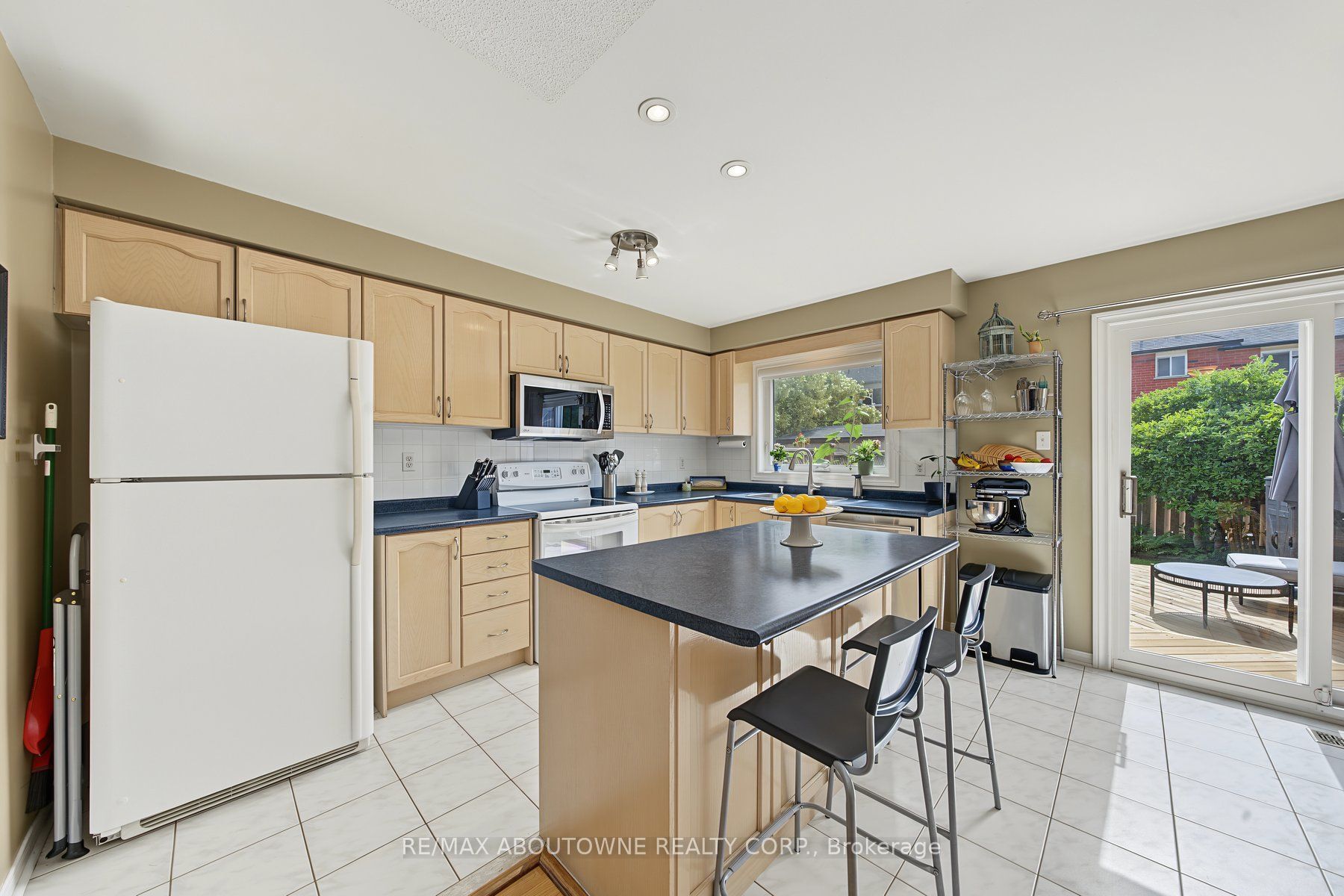5110 Falconcrest Drive