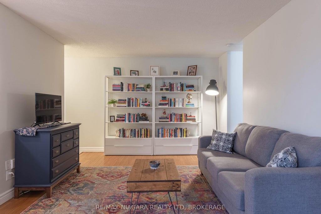Photo of 6390 Huggins Street #209, Niagara Falls, ON L2J 1H1 (MLS # X13175774)