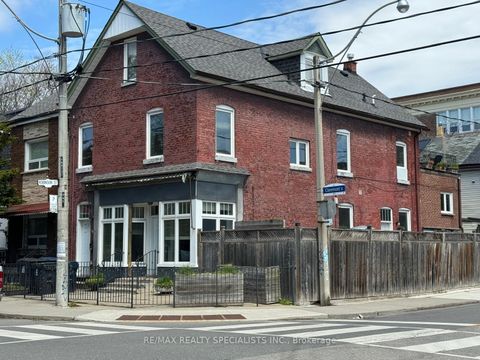 41 CLAREMONT Street 1 Toronto ON M6J 2M7
