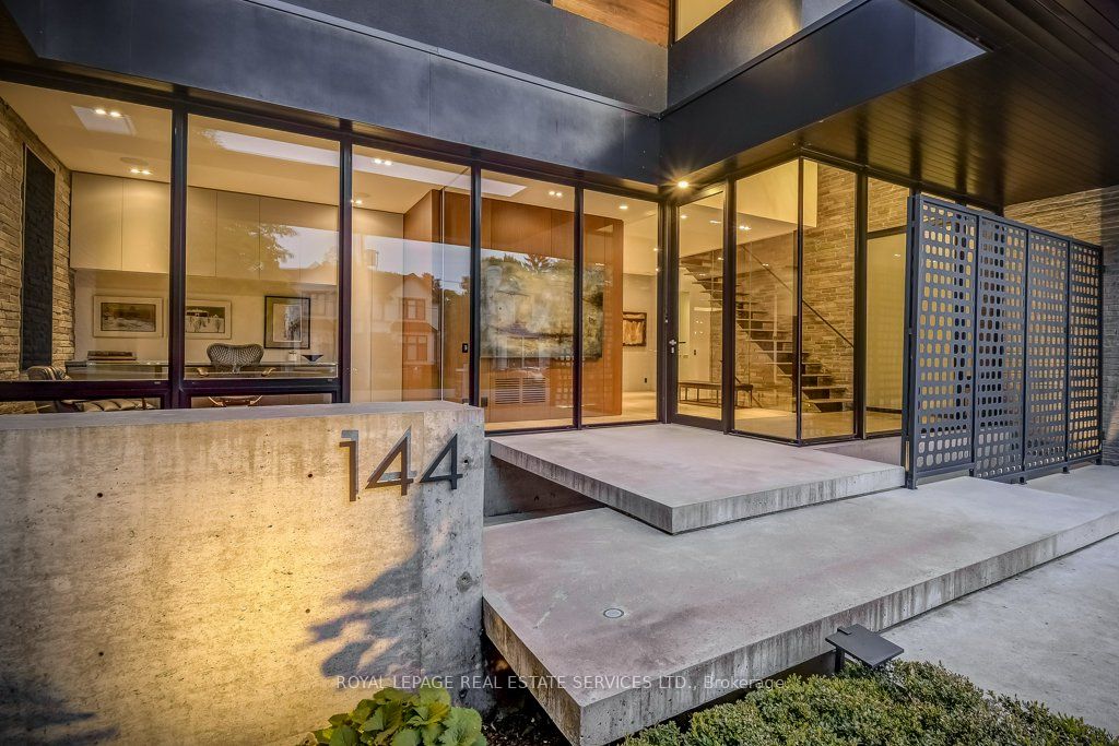 144 Sparling Court