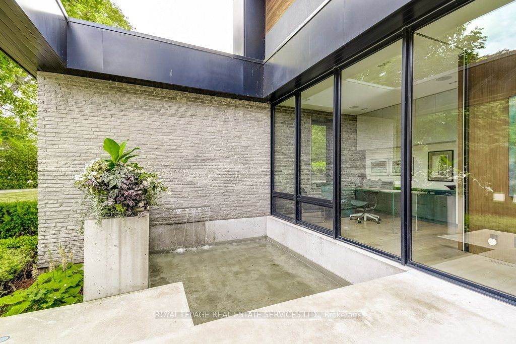144 Sparling Court