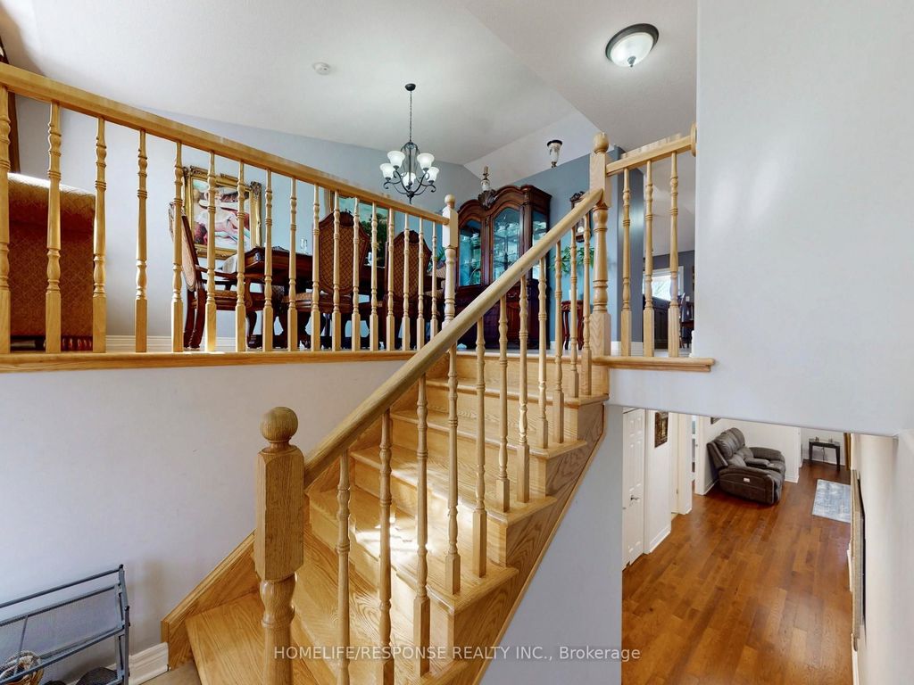 Photo of 14 Bianca Drive, Niagara-on-the-Lake, ON L0S 1T0 (MLS # X13001994)
