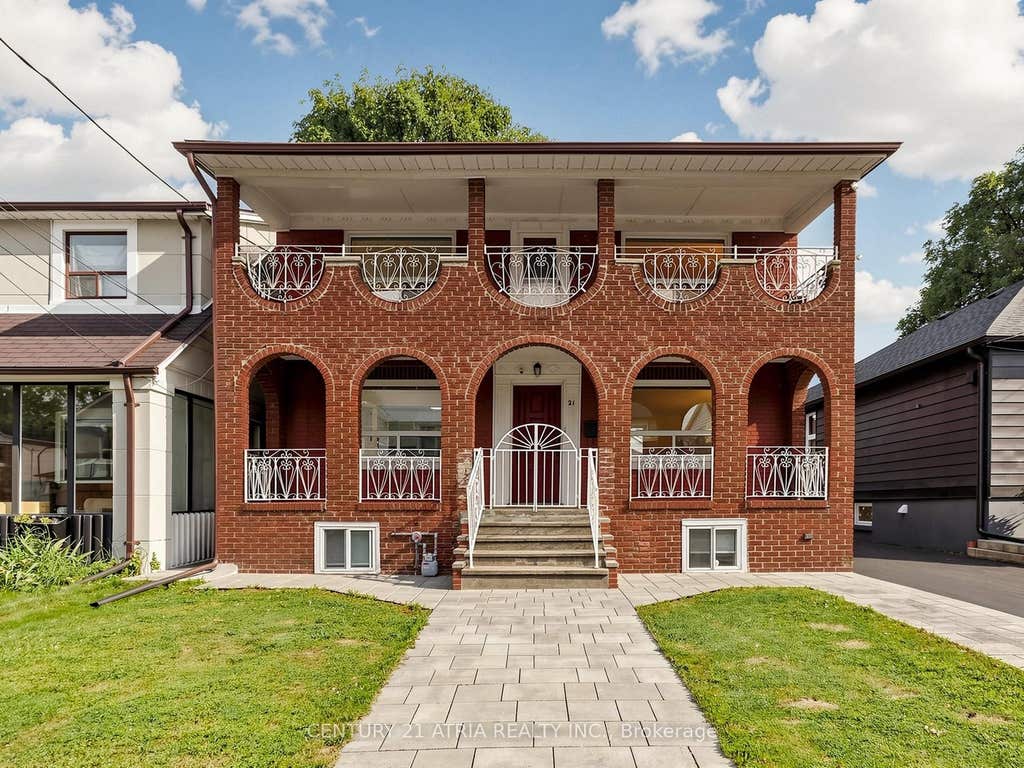 Photo of 21 Mahoney Avenue, Toronto, ON M6M 2H5 (MLS # W13571940)