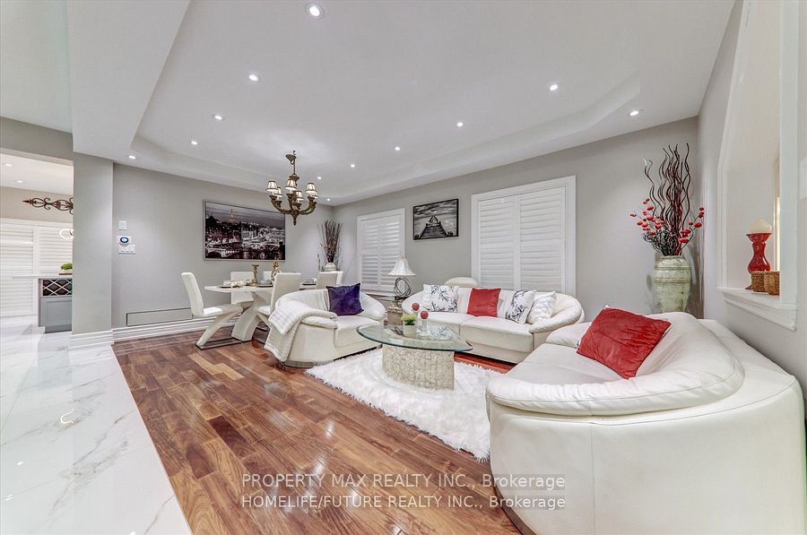 28 Billancourt Crescent