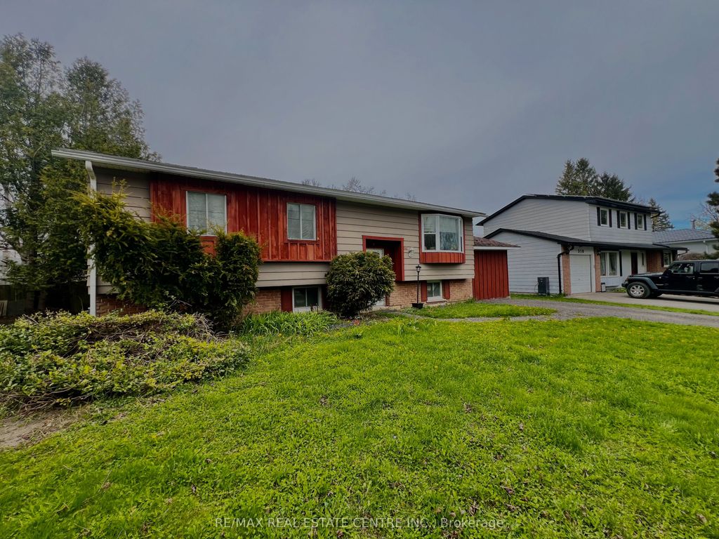 Photo of 514 Monica Court, Shelburne, ON L9V 3A3 (MLS # X13137122)