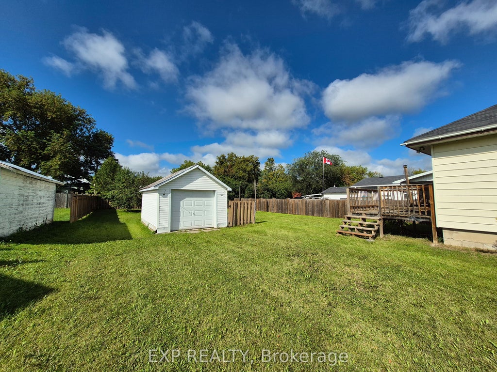 Photo of 170 June Street, Renfrew, ON K7V 2K3 (MLS # X13743686)