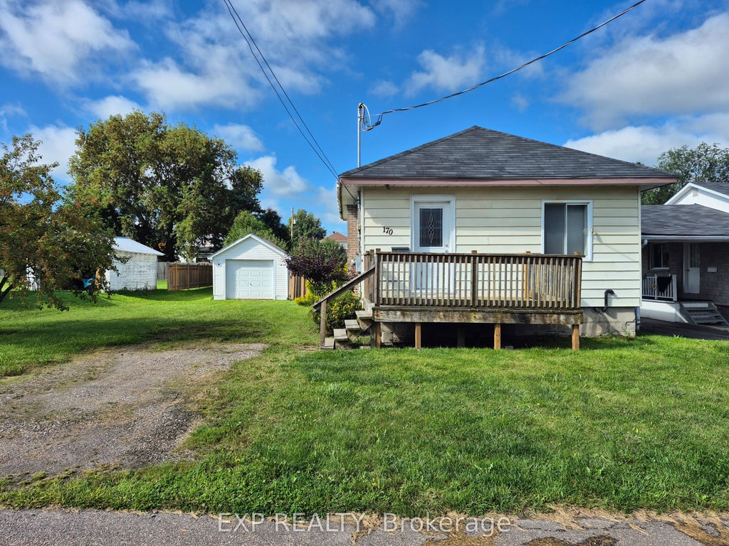 Photo of 170 June Street, Renfrew, ON K7V 2K3 (MLS # X13743686)