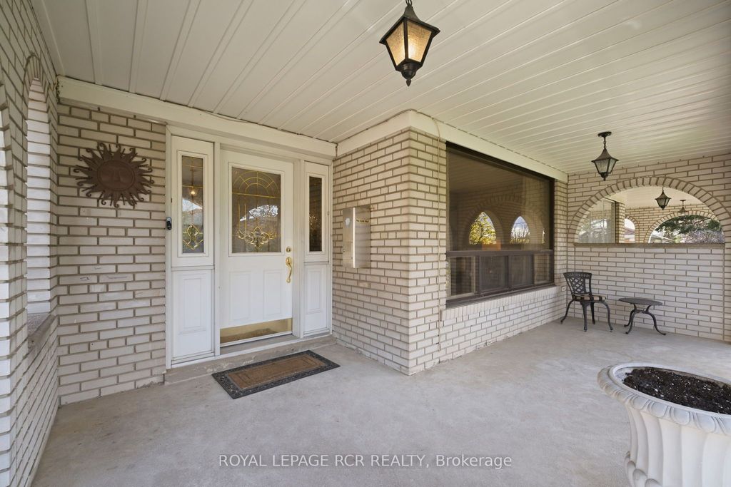 Photo of 39 Dovehouse Avenue, Toronto, ON M3J 1A3 (MLS # W13100350)