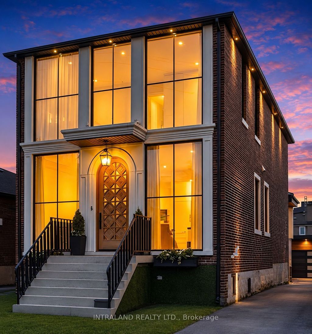 Photo of 39 Chandos Avenue, Toronto, ON M6H 2E6 (MLS # W13192860)