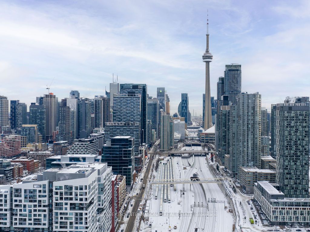 Photo of 560 Front Street W #621, Toronto, ON M5V 1C1 (MLS # C12947360)