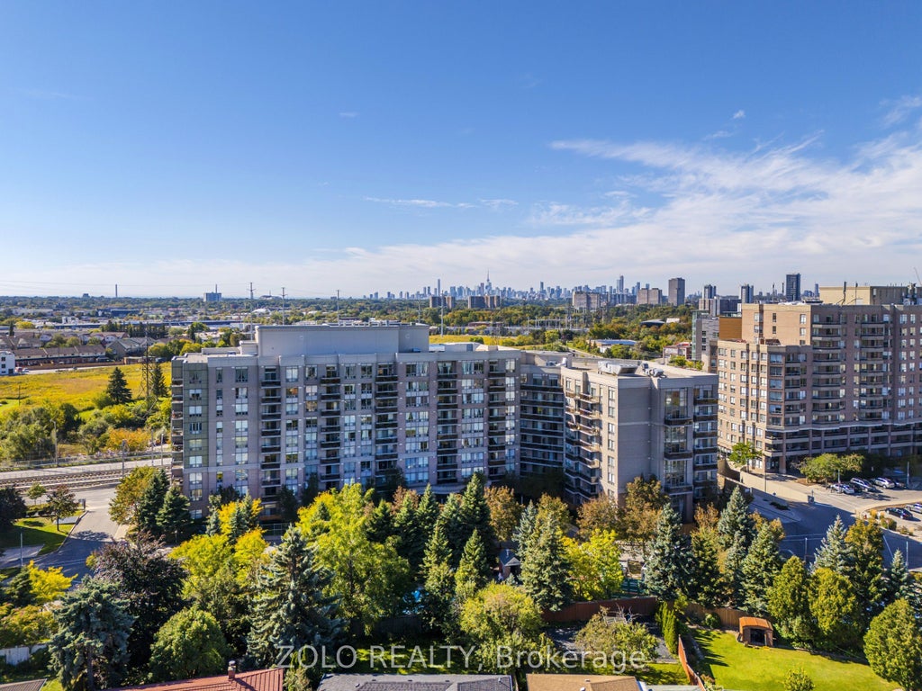 Photo of 1720 EGLINTON Avenue E #107, Toronto, ON L4W 5R2 (MLS # C13834406)