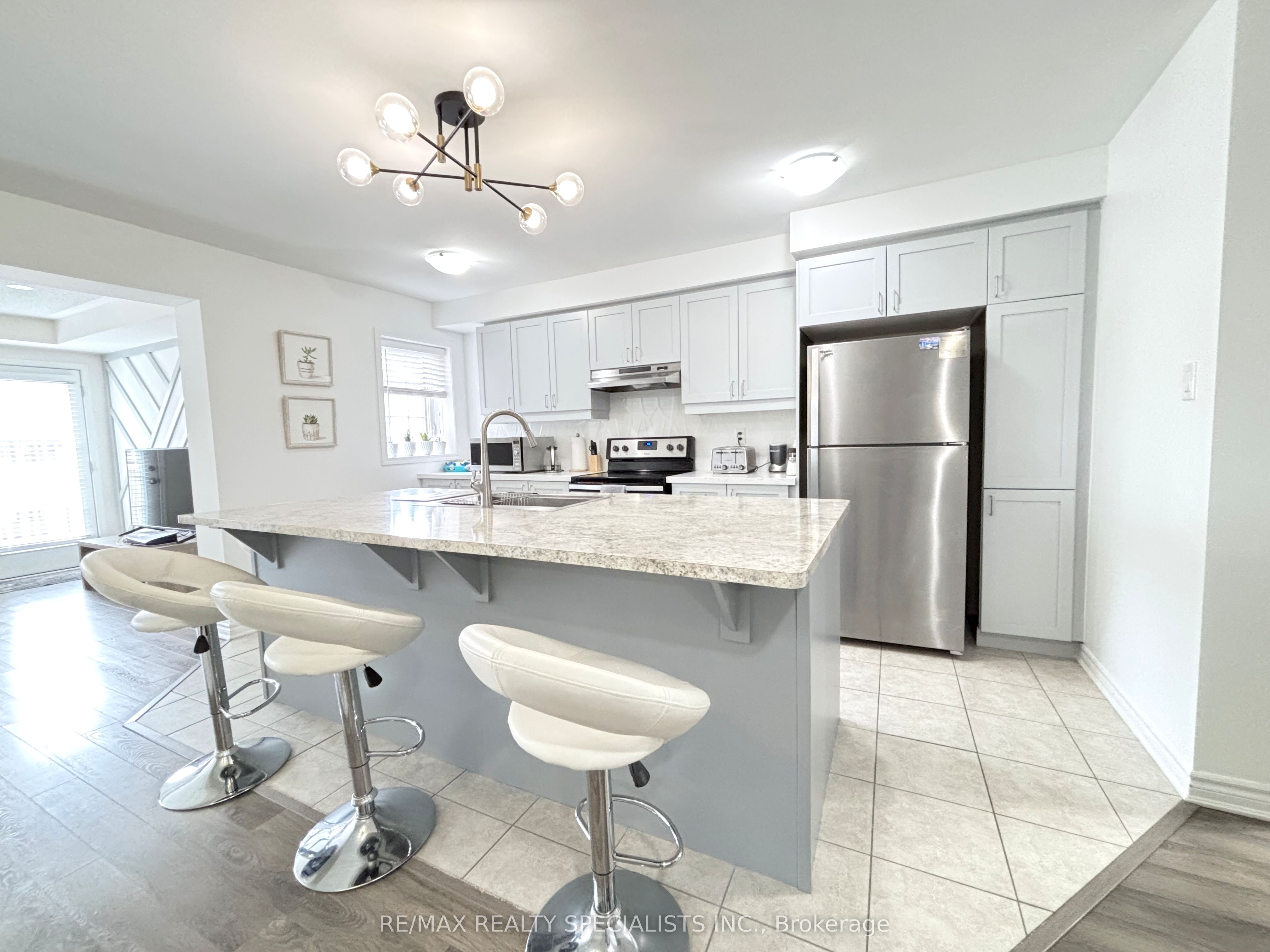 1578 Leblanc Court