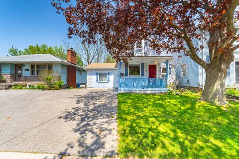 16 Royal Avenue Hamilton ON L8S 2C2