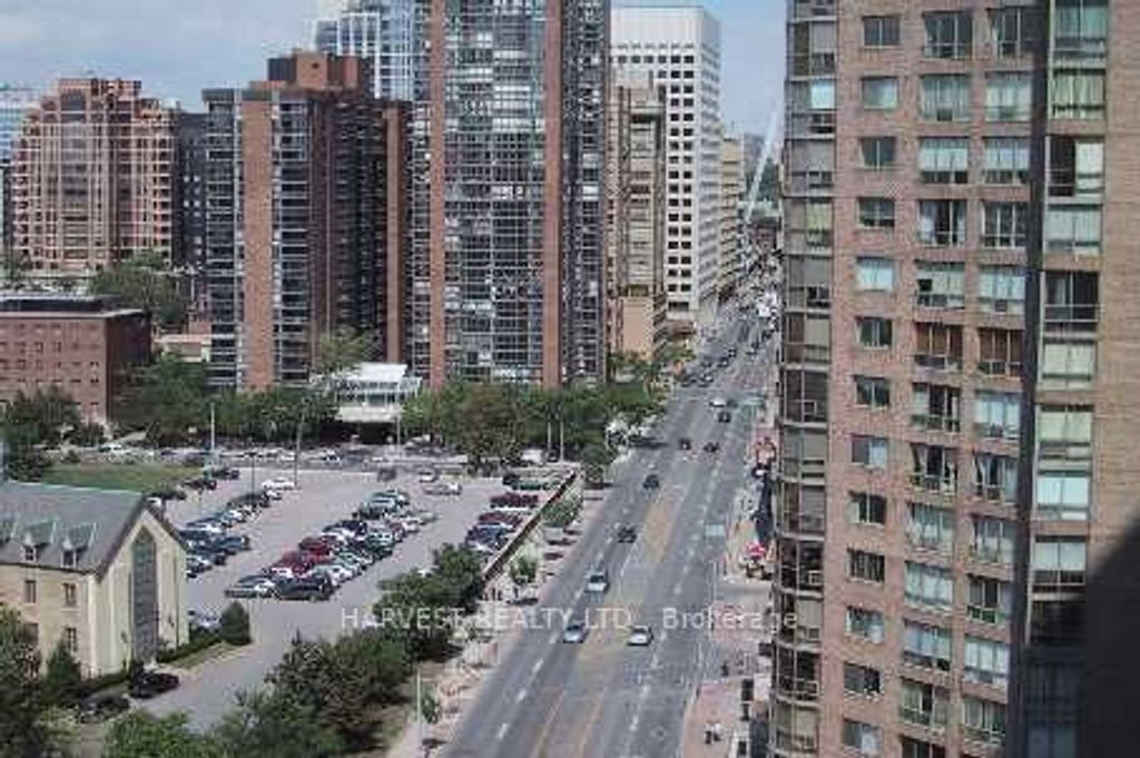 Photo of 1001 Bay Street #1715, Toronto, ON M5S 3A6 (MLS # C12212095)