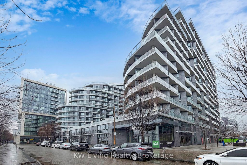 Photo of 1 Edgewater Drive #GPH 12, Toronto, ON M5A 0L1 (MLS # C13006616)