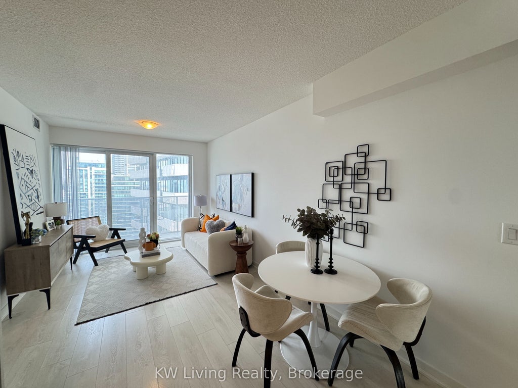 Photo of 100 Harbour Street #5006, Toronto, ON M5J 0B5 (MLS # C13818512)