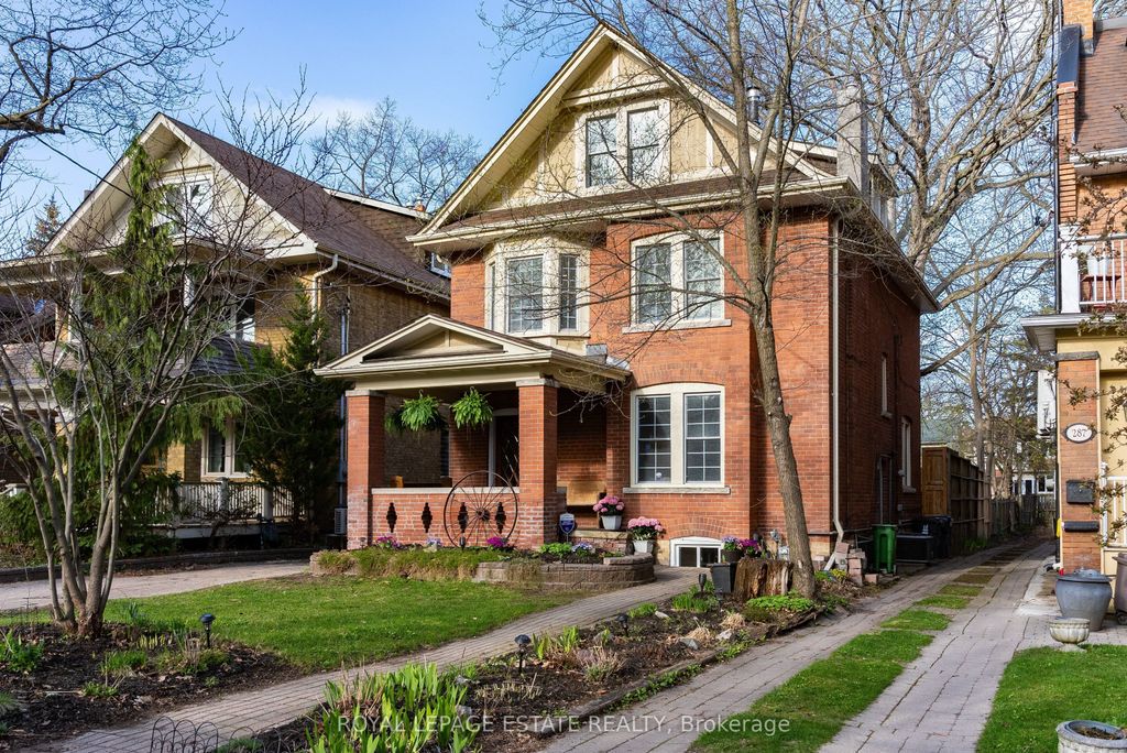 Photo of 289 Beech Avenue, Toronto, ON M4E 3J1 (MLS # E13134162)