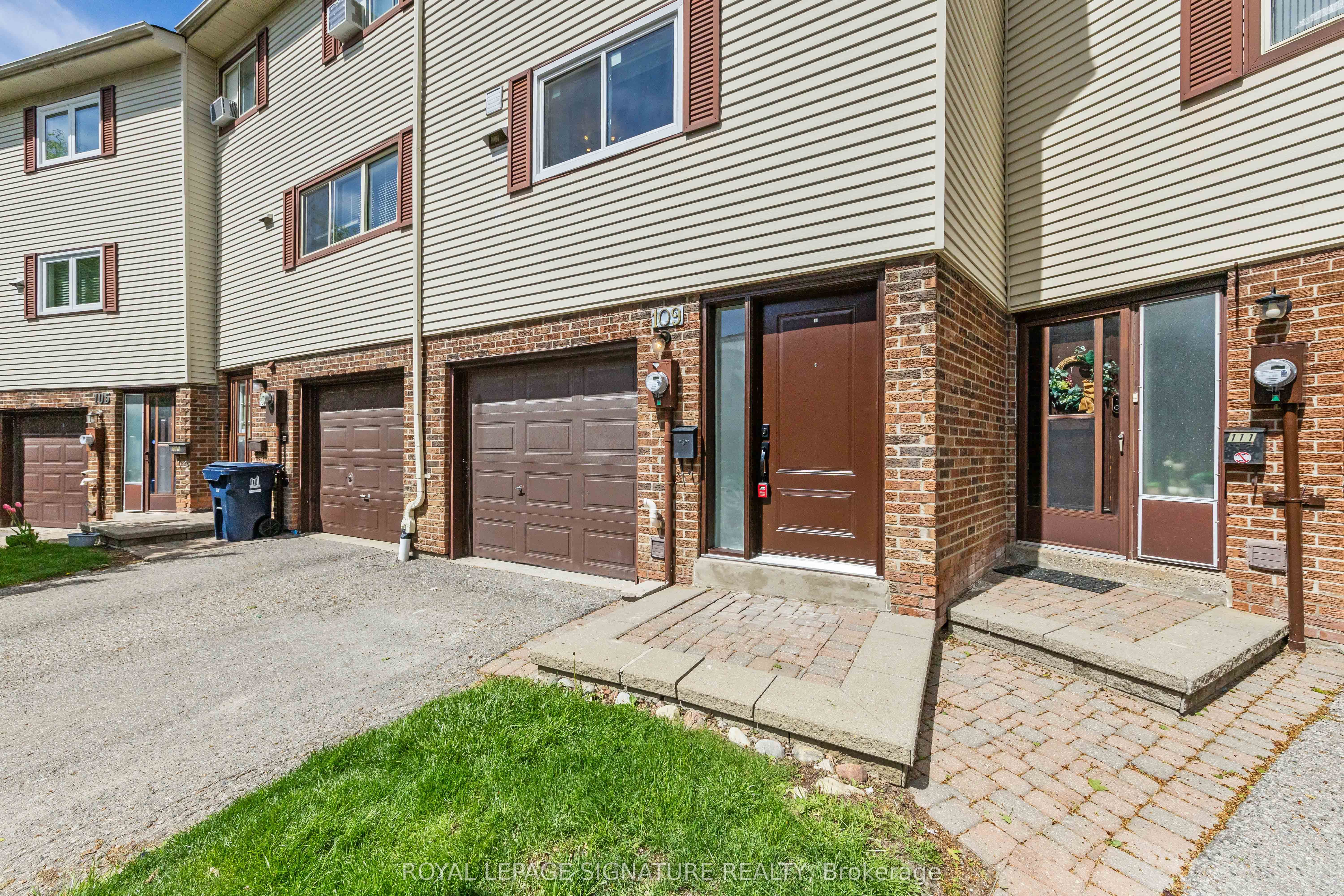 109 Jenny Wren Way 62