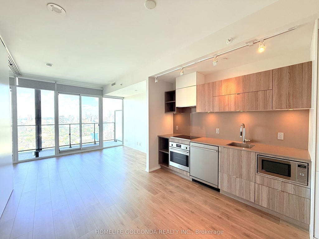 Photo of 125 Peter Street #3307, Toronto, ON M5V 2H1 (MLS # C13720830)