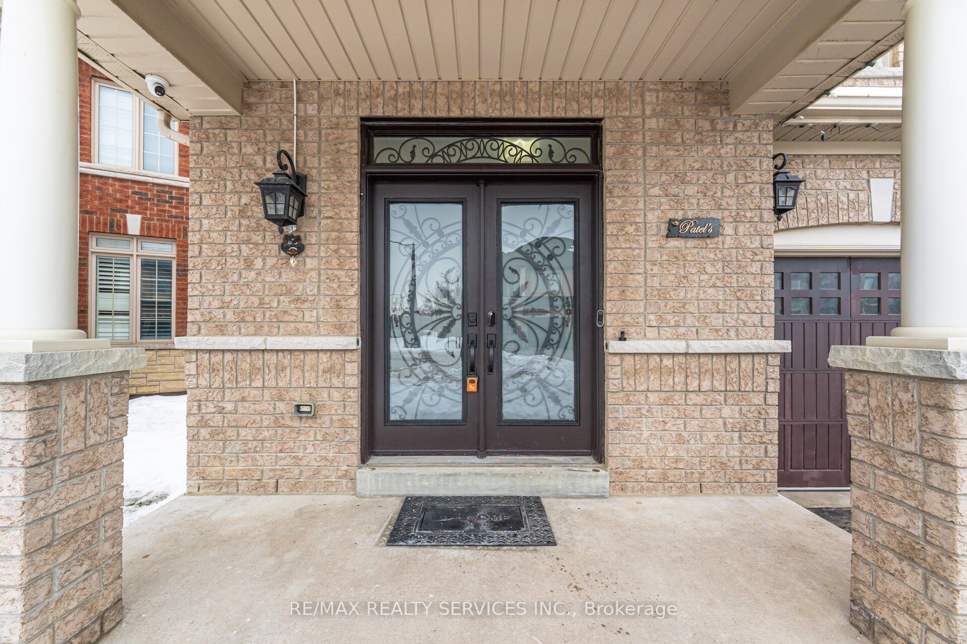 71 Vanderpool Crescent