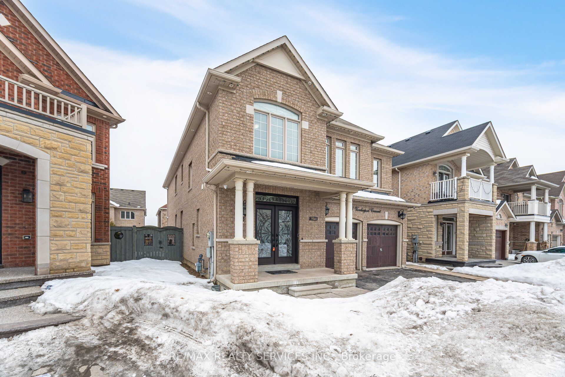 71 Vanderpool Crescent