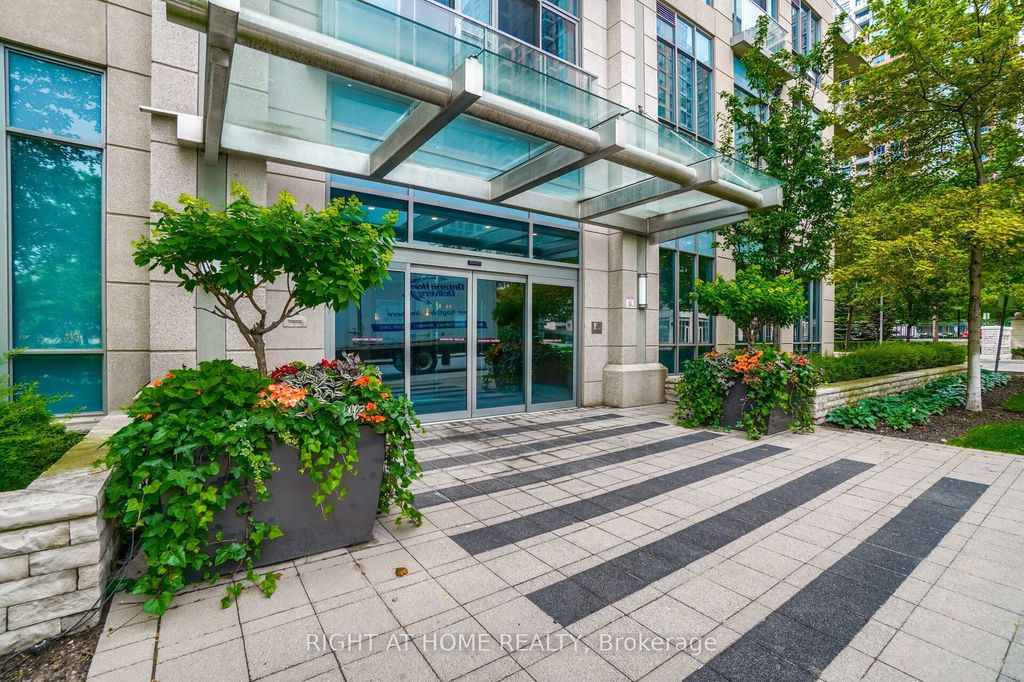 Photo of 15 Viking Lane #307, Toronto, ON M9B 0A4 (MLS # W13109092)