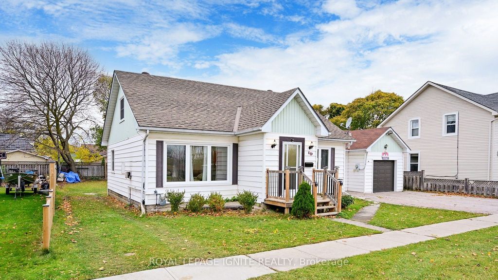 Photo of 48 Moberly Street, Collingwood, ON L9Y 3W9 (MLS # S12645004)