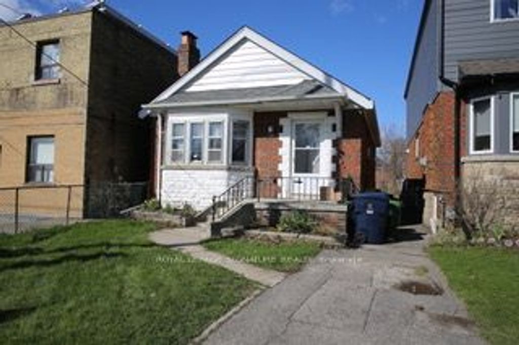 Photo of 220 Donlands Avenue, Toronto, ON M4J 3R2 (MLS # E13077708)