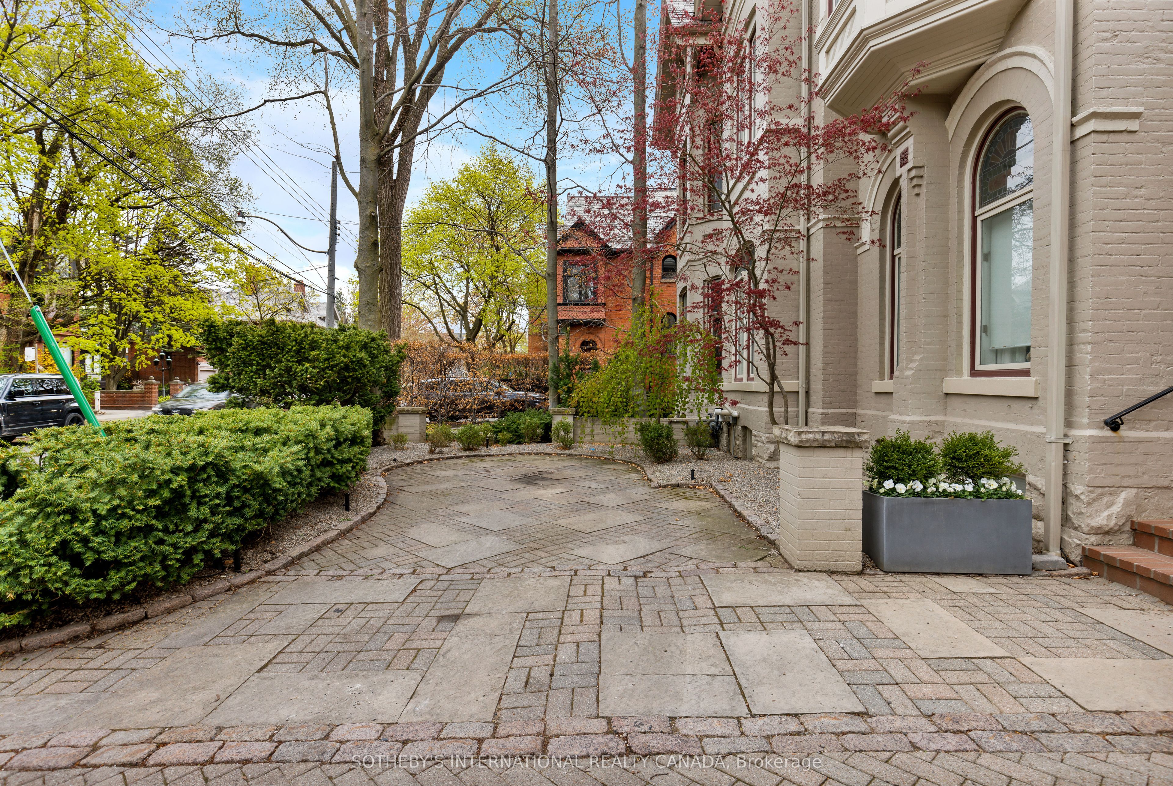 53 Elm Avenue