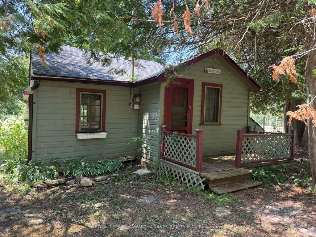 Photo of 8 Sturgeon Glen Road, Kawartha Lakes, ON K0M 1N0 (MLS # X12870970)